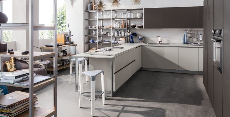 Veneta Cucine: Start Time.J Play Rovere Medio 696, Smart Antracite 349, Smart Grigio 347